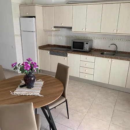 Appartamento Comodoro, Situado En Frente Del Mar Los Cristianos (Tenerife)